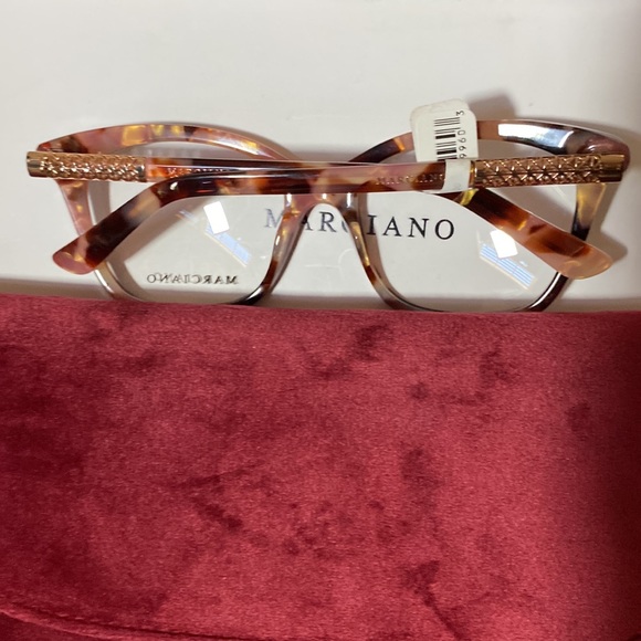 Guess by Marciano eyeglasses - Picture 2 of 5